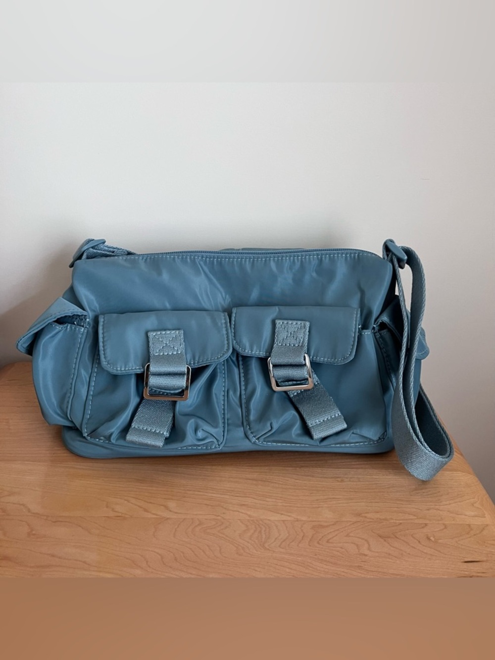 pink / victoria’s secret cargo-style crossbody bag